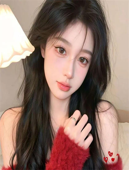 文化研究：《邦尼和琼》如何展现微距拍摄的细节表现与视觉冲击 探索文化表达的多种形式